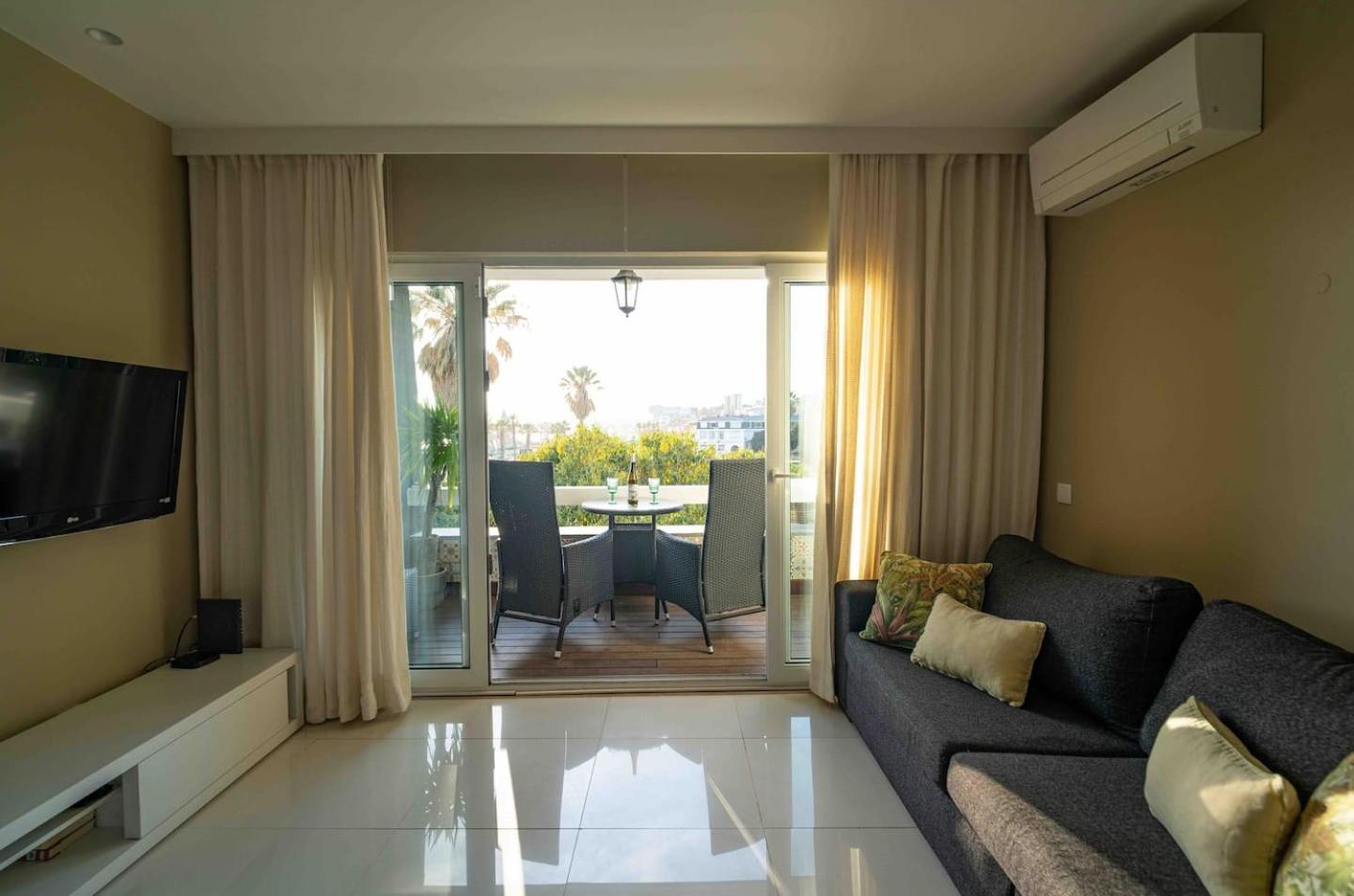 Sea View W Balcony 2 Mins Walk To Beach & Casino Estoril Exteriér fotografie