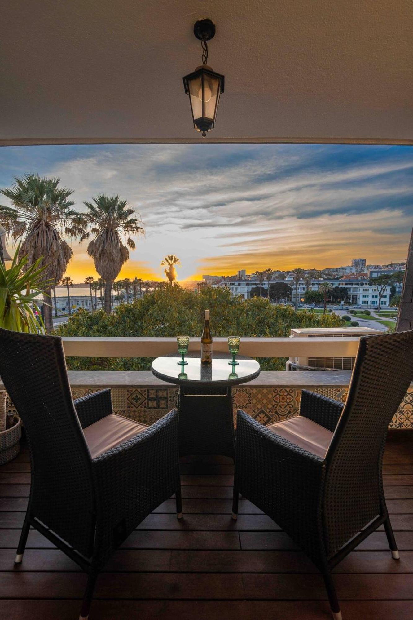 Sea View W Balcony 2 Mins Walk To Beach & Casino Estoril Exteriér fotografie